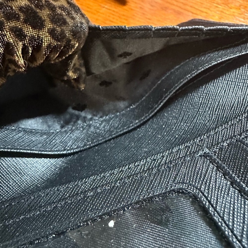 Kate Spade Laurel Way Gardenia Stacy Wallet - Picture 5 of 8